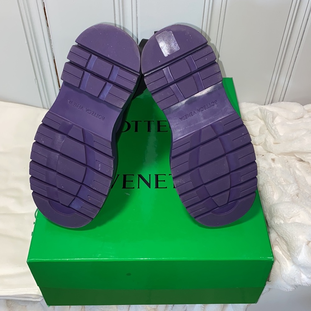 Bottega Veneta Purple Tire Leather Chelsea Boots - Picture 11 of 17